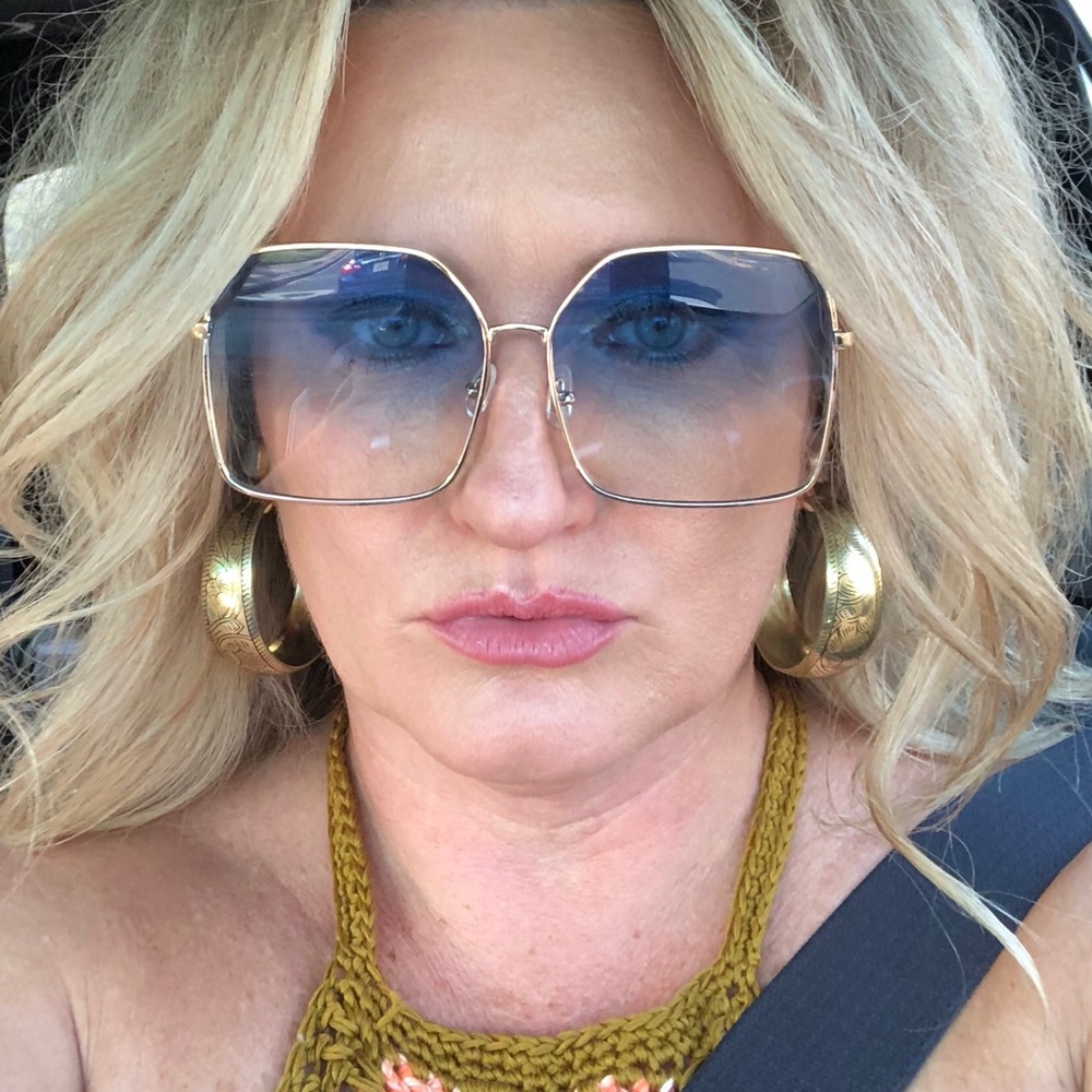 Meet your Posher, Nat